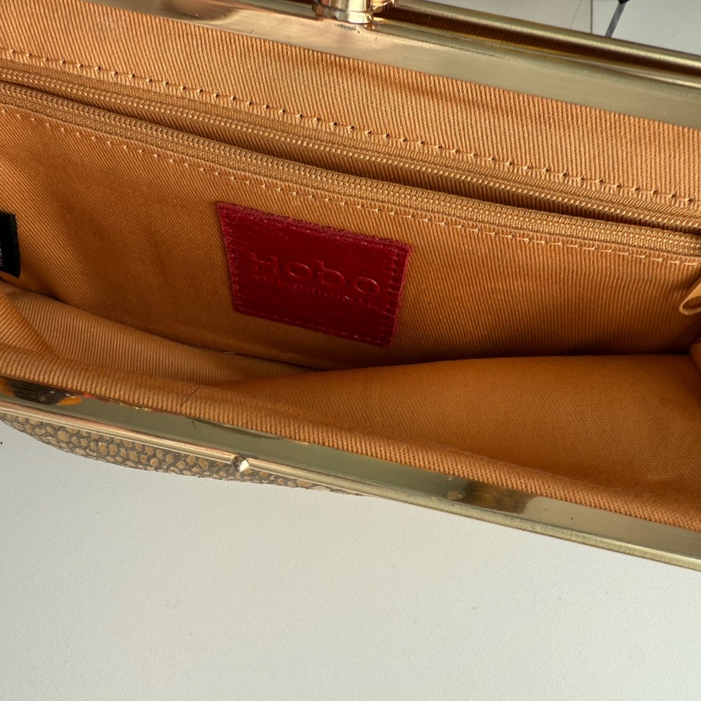 Chic Gold Textured Clutch - Picture 6 of 6